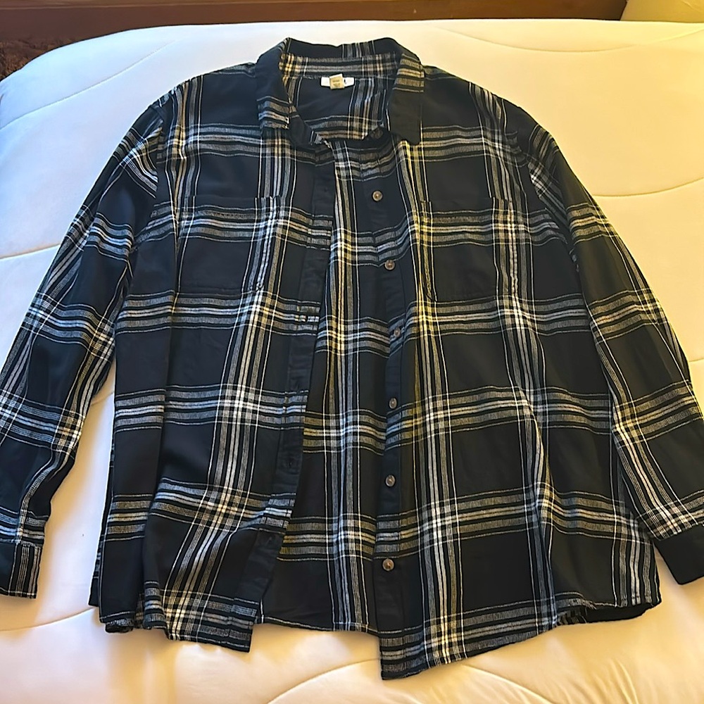 ana black plaid button up top